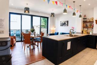 Spacious Pretty home in Old Totterdown - 0