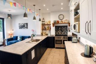 Spacious Pretty home in Old Totterdown - 8
