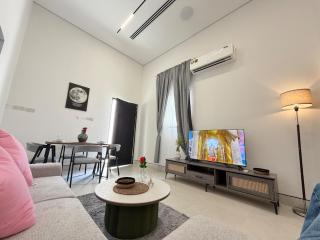 Stylish 1Bedroom No Stairs Perfect for Long Stays - 9