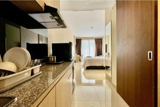 Comfort Studio Apartment at Nagoya Thamrin City - 5