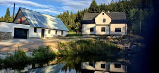 House by the water - 0