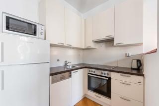 Bright Studio with Terrace - 8