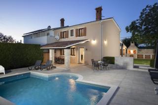 Villa Zara - 0