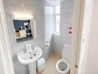 Highfield Hotel Blackpool - 4