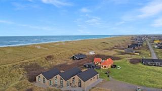 Newly Built Luxury House Right By The Sea - Sj560 - 0