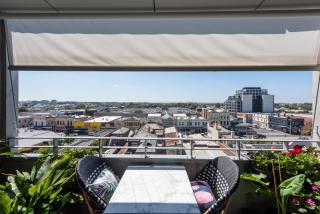 Brunswick Retreat! 5th floor 1-bed Unit w Parking - Melbourne - 8