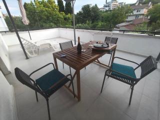 Bo's place - 8