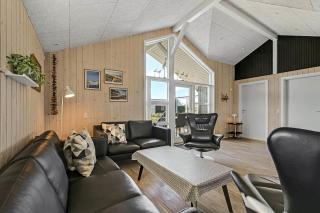Spacious Well-Kept Summerhouse By North Sea Sj593 - 2