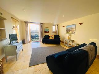 Quiet Cottage in Private Meadow - Eyam - 1