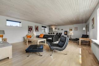 Spacious House At The End Of A Cul-De-Sact Sj1014 - 6