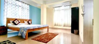 Shimray's Minimalist Hostel - 4