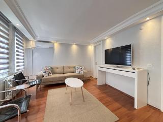 Curated Living in Nişantaşı - 6