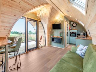 The Warren - Uk47582 - 5