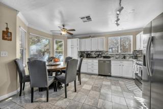 Vegas Pool Villa with Basketball & Games, Near Strip - 7