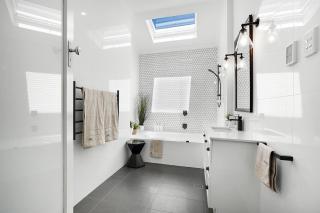 New! West Leederville Lakeside Home - 5