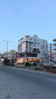 Lavish Hotel BG-Lodge - 9