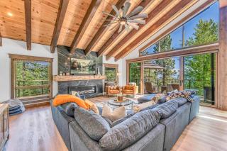 Updated Tahoe Retreat - AC & Hot Tub Lake Views - 9