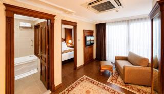 GLK PREMIER The Home Suites & Spa - 1