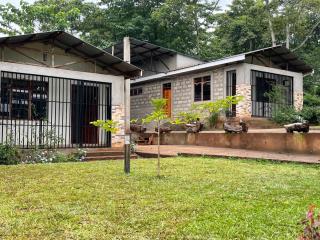 Nakak Ande Guest Farm & Overland Stop - 0