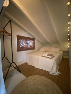Palm Beach Vacay Suites - Coconut Suite - Top Floor - 5