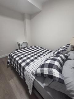 Cozy Suite & Gym-Ready - 1