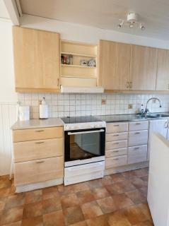 Team & Family Townhouse - Sleeps 7 - w Garage - 5