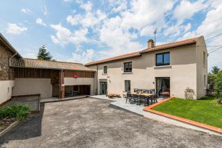Maison de campagne tout confort - milieu rural - 0