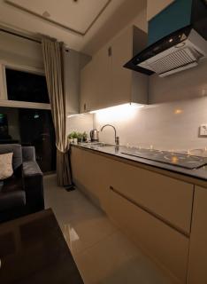 Mirage , 1 BHK , Self Check IN , MM Alam Gulberg - 4
