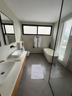 Luxury Villa in a 5 Star Resort in Kizimkzi Zanzibar - 3