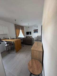 Modern 1 Bedroom Apartment with Huge Private Terrace, Caesar Resort 5, Long Beach, Iskele - 3