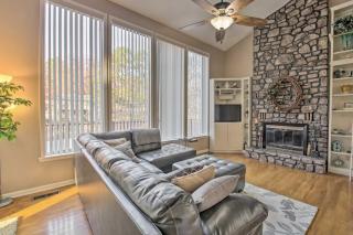 Lake Hamilton Retreat w Private Dock and Deck - 3