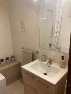 Habitación privada con zonas compartidas - 5