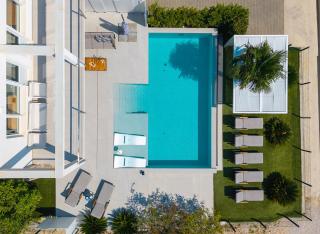 Seaview Villa ABA with 38sqm heated infinity pool, 4 bedrooms, Media room, 150m from sea - 5