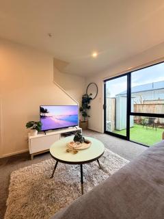 Relaxing Boulcott Escape In Lower Hutt - 8