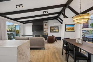Lakeview Luxury Retreat - Close to town - 4