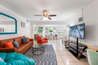 Cozy Sarasota 3BR Home Near Beaches & SRQ - 9