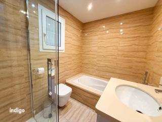 Beachfront Apartment - Sea View - COU02 - 1