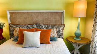 Vibrant Relaxing Retreat Fully Stocked Apartment - 2