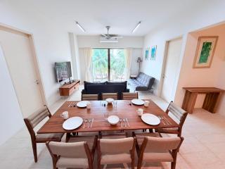 By The Sea Luxury Beachfront Resort 223 - 9