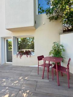 Studio Cosy rénové proche Annecy avec terrasse et parking privé sécurisé gratuit - 5