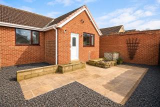 Modern 2BR House Private Driveway Birtley - 1