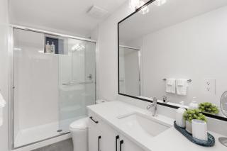 Charming Burnaby Hideaway Near Metrotown - 7