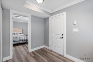 West Van Hideout 2BR Suite - Near Grouse Mountain - 3