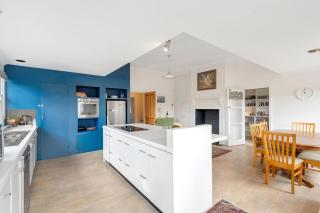 Charming Historic Home, Modern Comforts - 5
