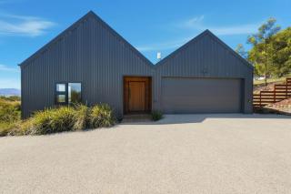 Richmond Valley Luxe Escape - 3