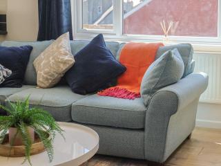 2 Mill Green Court - 6