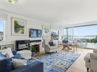 House by the Beach, Beautiful View - 20m from sand - 6