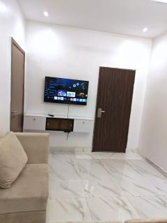 Luxury Studio GRA Ikeja, Near Marriott - 4