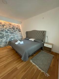 Loft with Pool, Gym & A/C Suite - 4