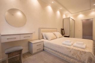 Happy Family Premium 120m 5 Min to Airport - 8